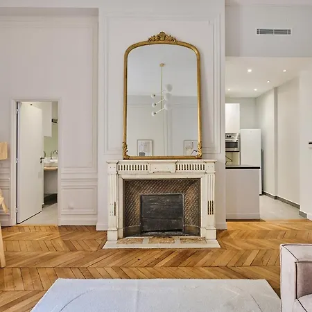 Apartment Place Vendome By Studio Prestige Paris
